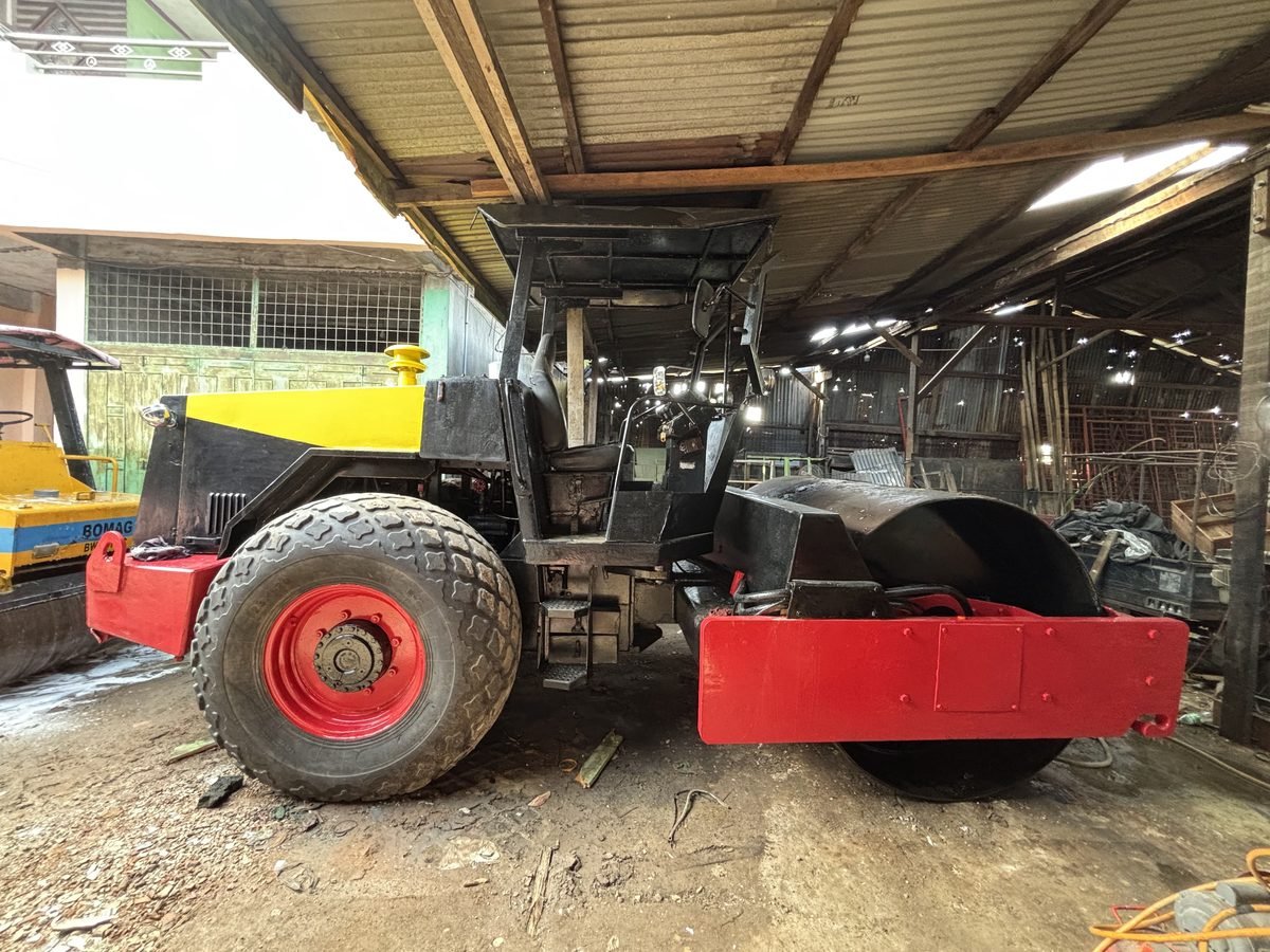 Dynapac vibrator roller 25 ton